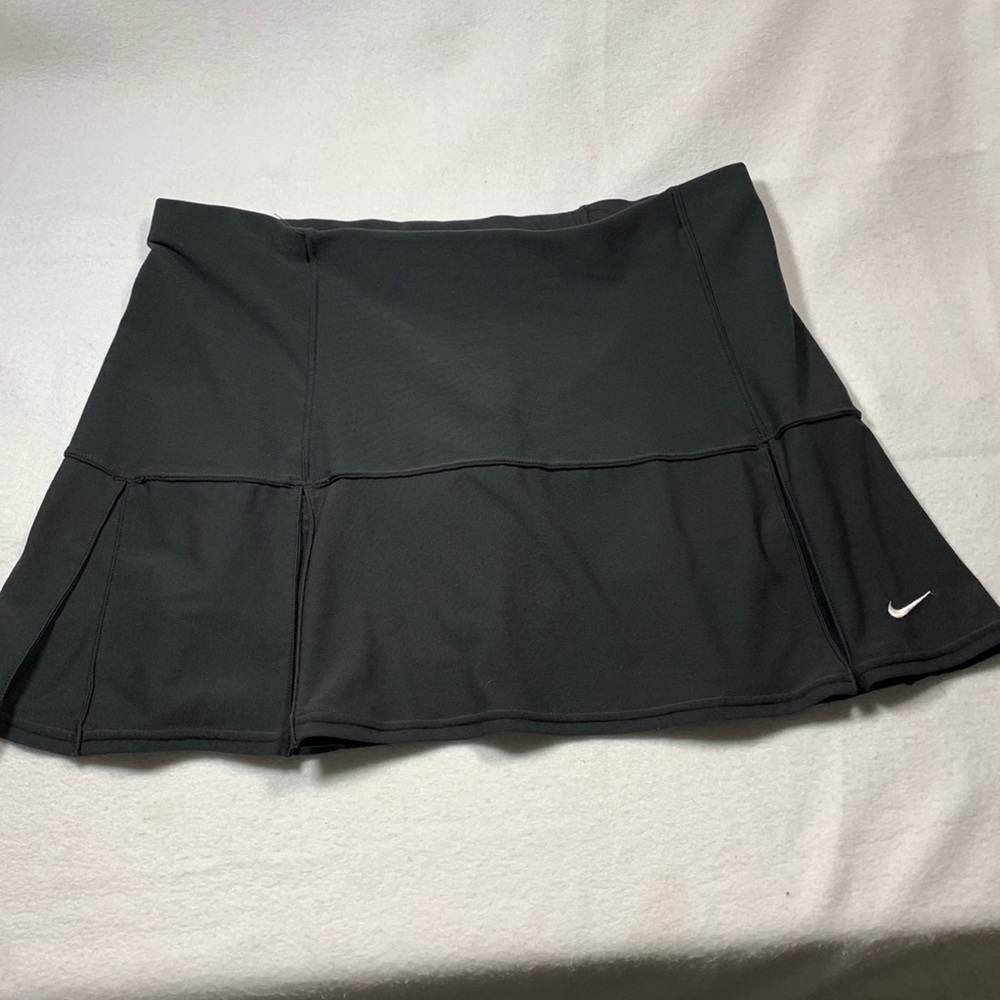Nike Black Athletic Shorts EUC! Super soft! 🫶